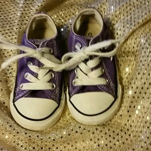 Toddlers converse tennis shoes